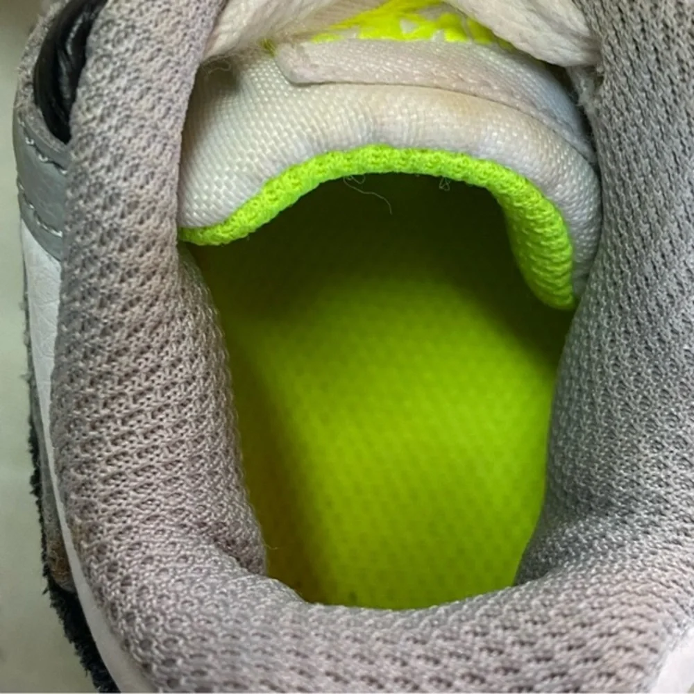 Nike Shoes‎ Childs Size 5c Lace Up Green-White Sneakers